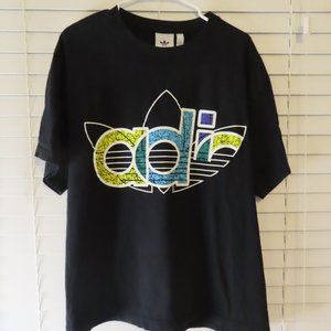 Adidas mens graphic tee shirt size XL